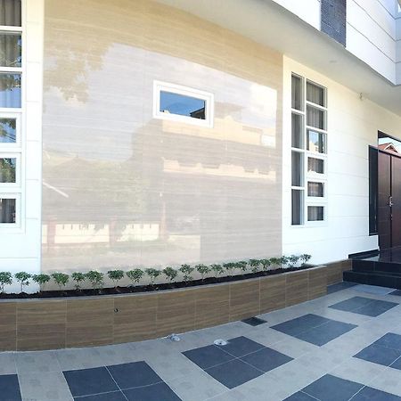 Grand Mulia Guest House Balikpapan  Exterior photo